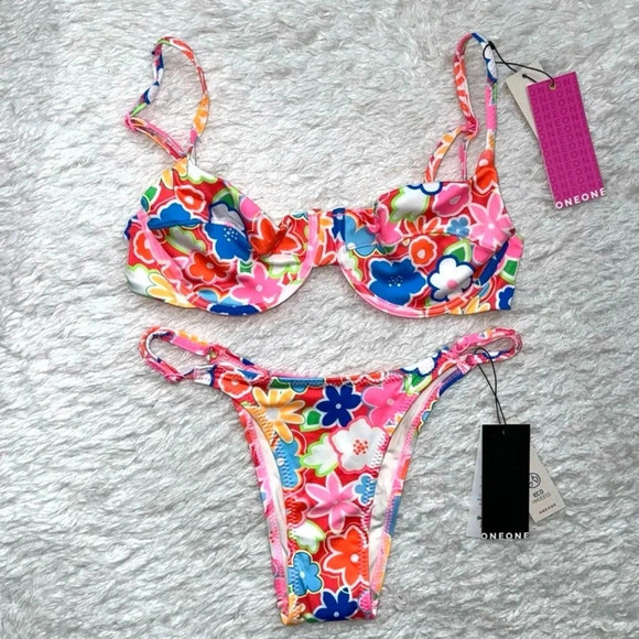 EUC OneOne Swimwear Bikini SET Lupita Florence Print Alli Cute Multicolor - Picture 2 of 11